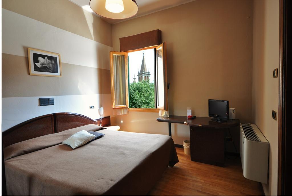 Drake Hotel Maranello Kamer foto