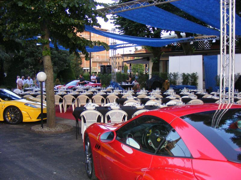 Drake Hotel Maranello Buitenkant foto